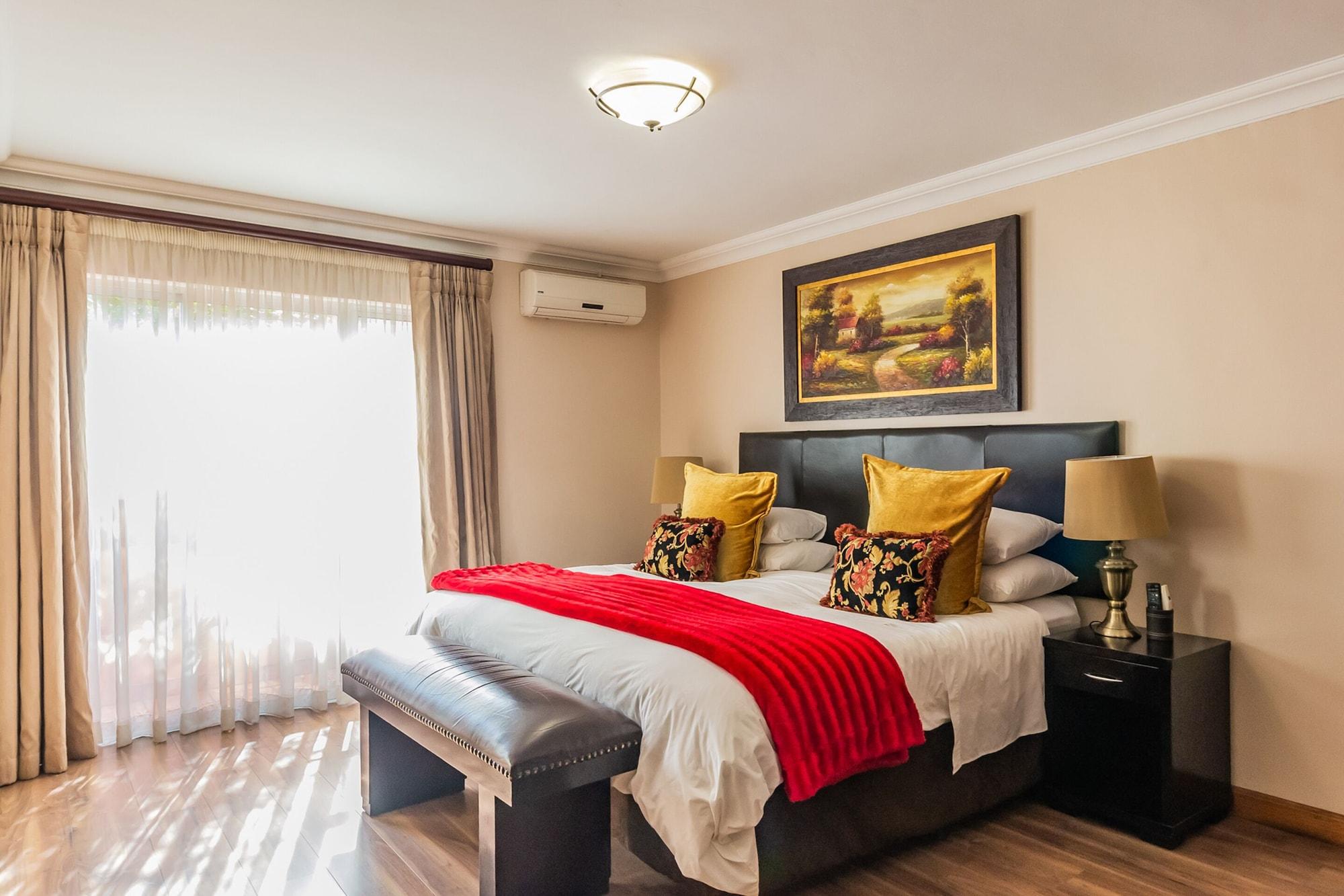 Sunward Park Guest House & Conference Center Boksburg Extérieur photo