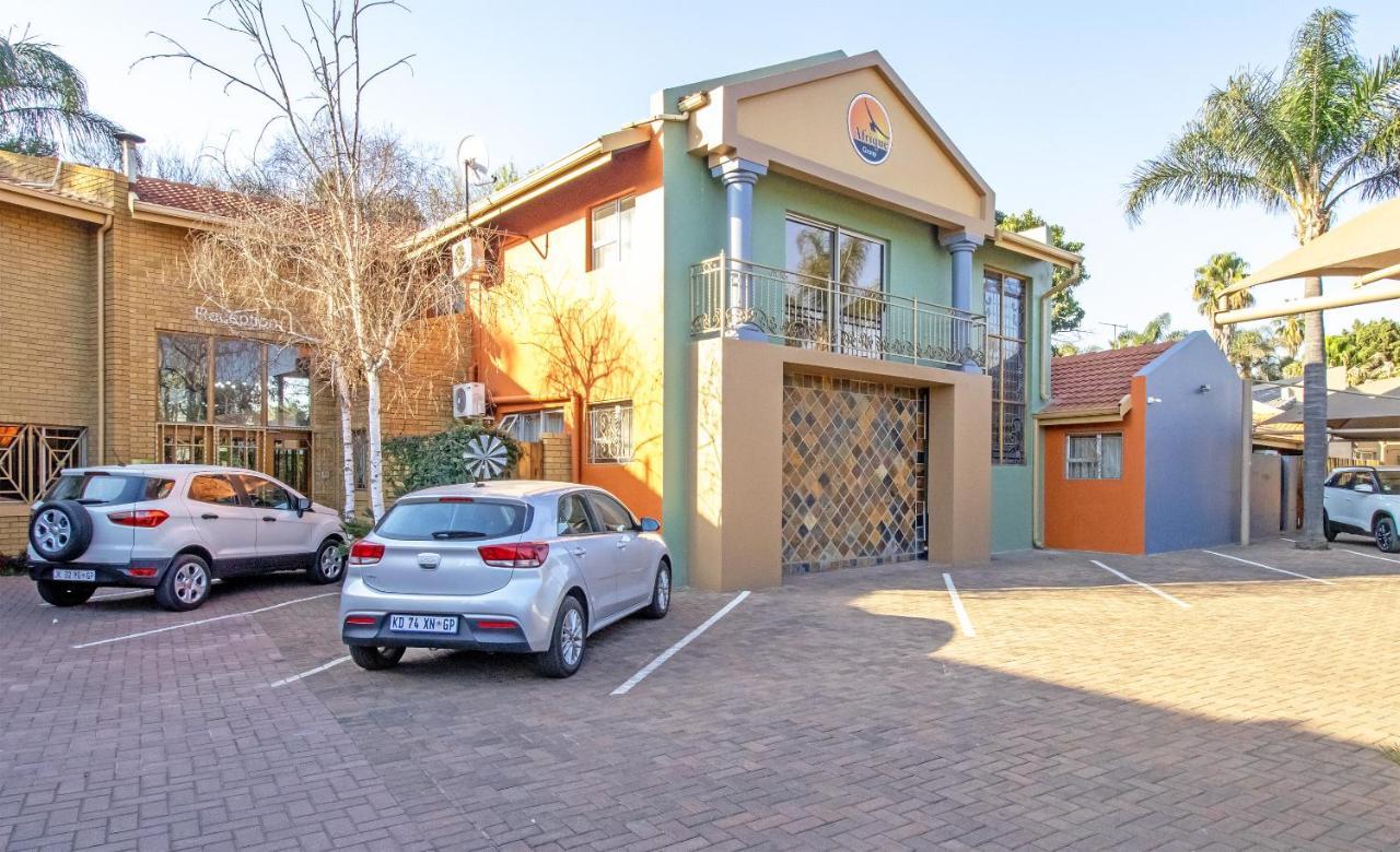 Sunward Park Guest House & Conference Center Boksburg Extérieur photo