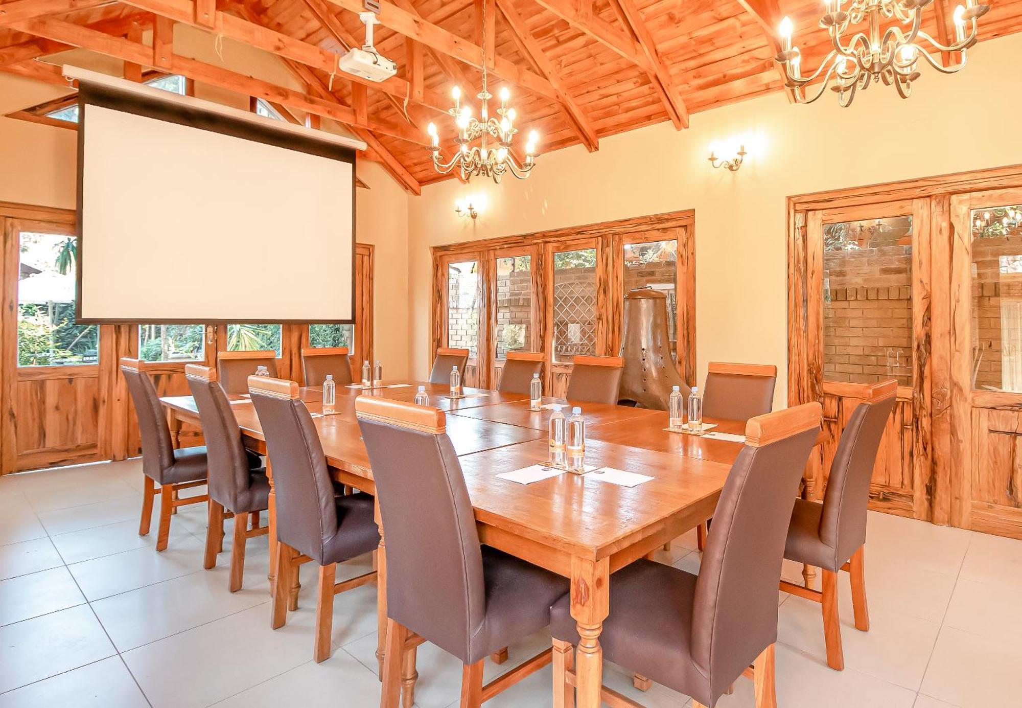 Sunward Park Guest House & Conference Center Boksburg Extérieur photo
